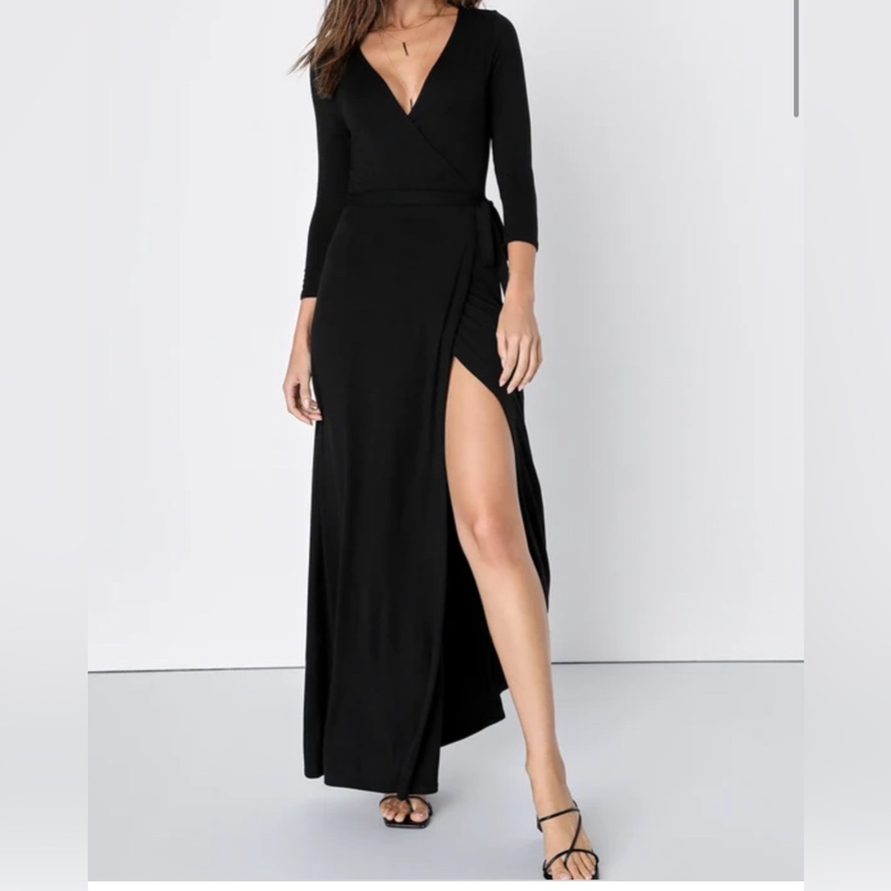 Lulus v neck wrap dress with slit size small